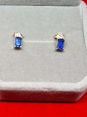 Vintage LGL 10K Yellow Gold Emerald Cut Blue Sapphire & Diamond Accent Earrings